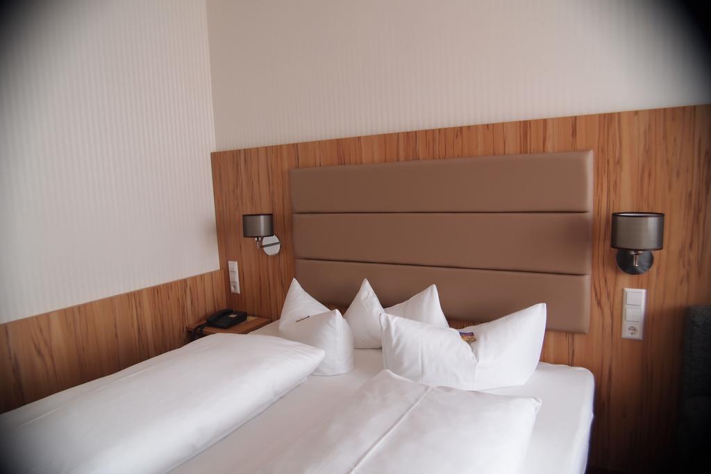 Hotel Am Bad Tübingen Eksteriør billede